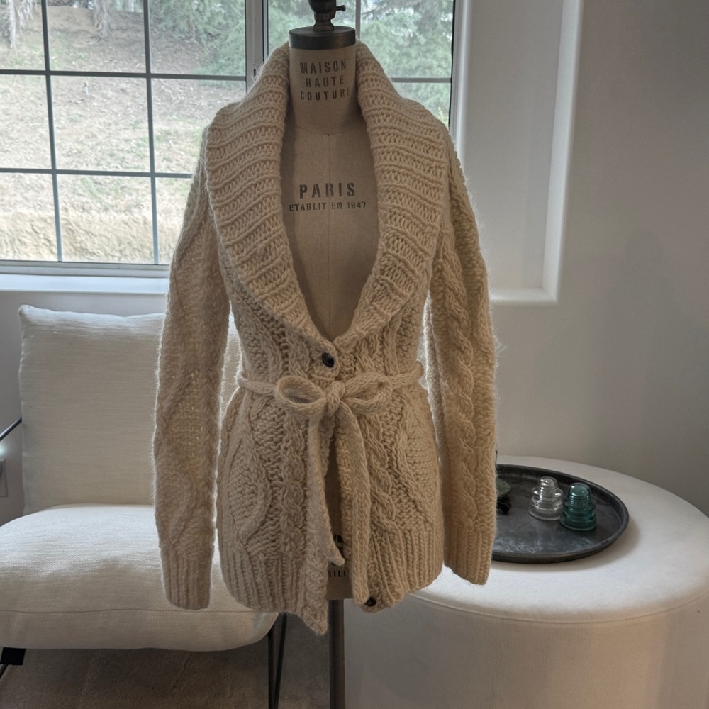 Cozy Cable Knit Cardigan Sweater - Cream